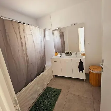 Vakantiehuis Maison Au Milieu Des Vignes